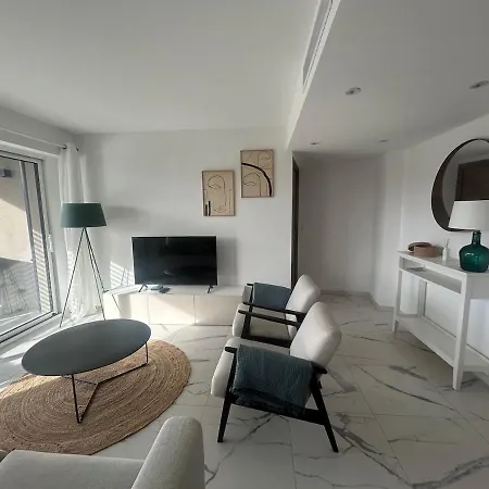 Kosmic 702 By Avecoeur