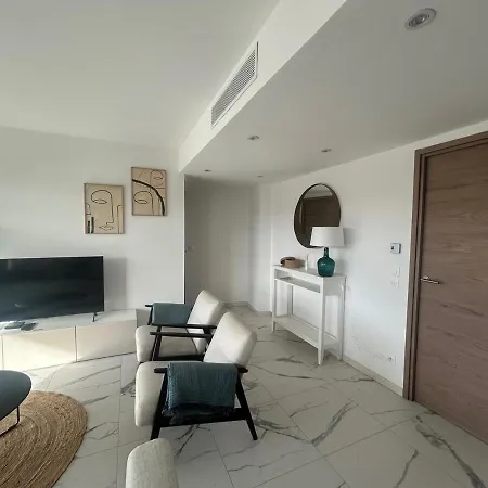 Διαμέρισμα Kosmic 702 By Avecoeur