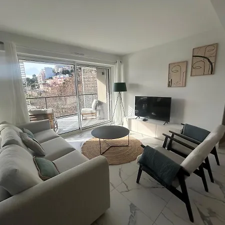 Διαμέρισμα Kosmic 702 By Avecoeur *