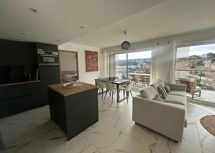 Kosmic 702 By Avecoeur