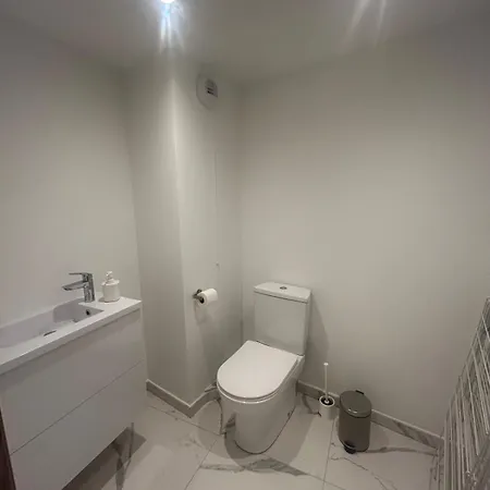 Kosmic 702 By Avecoeur Apartamento Rocabruna