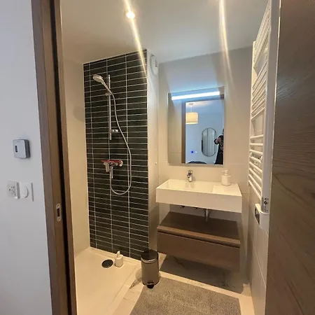 Kosmic 702 By Avecoeur Apartment